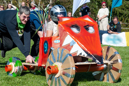 Гонки Картонных Машин СПб Тимбилдинг Гонки Картонных Машин
